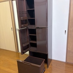 【無料】Mckinley製食品庫　キッチンストッカー　キャスター付ワゴンの画像