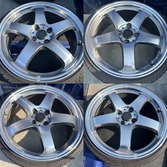 ファイナリスト？ひっぱりタイヤ 17インチ　タイヤホイールセットの画像