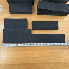 硬質ウレタン ブラック バラ 20個程度 DIY 工作 クッション 滑り止め ブラック の画像