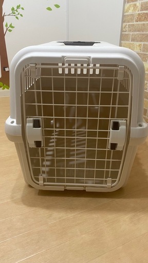 中〜大型犬用　キャリー　クレート　 Richell    Lサイズ