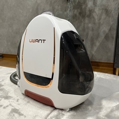 【美品/値下げ可】UWANT B100-S 温水対応！強力布製品クリーナー★ソファ/車のシートにの画像