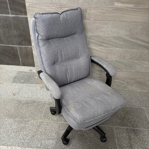 ゲーミングチェア　PCゲーミング　オフィスチェア　リクライニング　昇降　チェア　椅子　①