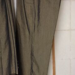 【値下げしました！】nicole レディーススーツ3点セットの画像