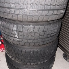 215/60r17 スタッドレス
の画像