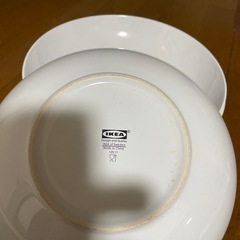 IKEAの大皿4枚ですの画像