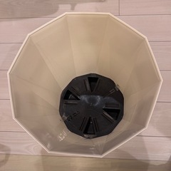 鉢　プランター　クォーツ　10号　　観葉植物の画像