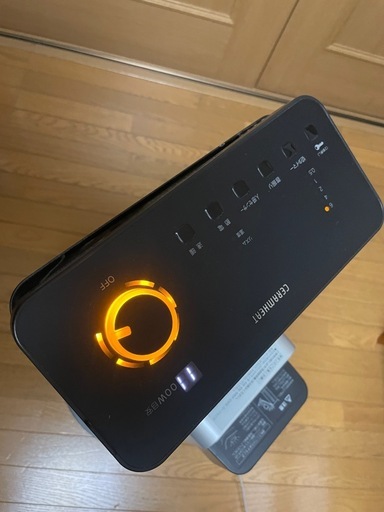 ダイキン遠赤外線暖房機　セラムヒート