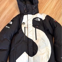 シュプリーム　ノースフェイスの画像