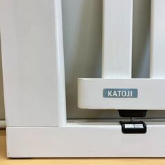 カトージ 木製ベビーゲート（ホワイト）取付サイズ：76～86cmの画像