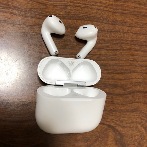 AirPods4ノイズキャンセリング搭載
