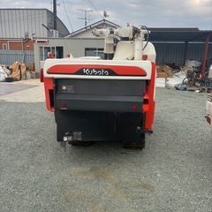 クボタコンバインARN320の画像