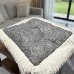 【新品完全未使用】猫用ベッド　クッションの画像