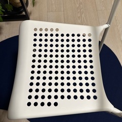 IKEA ADDE 椅子チェアの画像