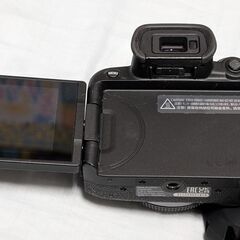 Canon R10(APS-C ミラーレス1眼）を売りますの画像