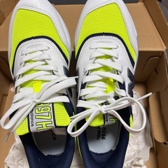 ニューバランス　スニーカー　24.5cm　CM997HDQの画像