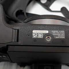 Canon R10(APS-C ミラーレス1眼）を売りますの画像