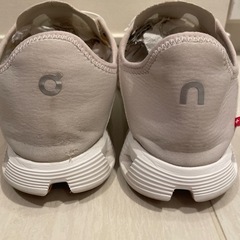 On cloud 5 coast ホワイト スニーカー 28cmの画像