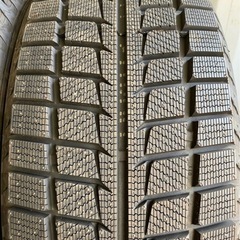 新品未使用　スタッドレスタイヤ4本セット　225/45/18　18インチの画像