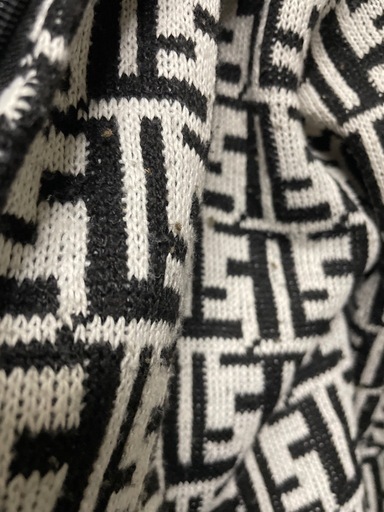 BALENCIAGA ニットパーカー