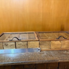 ハンドメイドガラスケース小物入れの画像