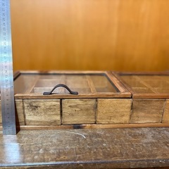 ハンドメイドガラスケース小物入れの画像