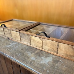 ハンドメイドガラスケース小物入れの画像