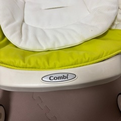 combi ハイローチェアの画像