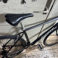 GIANT  Escape クロスバイク ダークメタリックグレーの画像