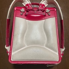 ふわりぃ　ランドセル 赤  女の子 リボン の画像