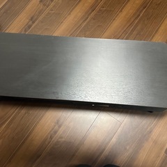 テレビボードとHITACHI32インチテレビの画像