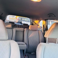 平成22年式　ストリーム　7人乗り　4WD 車検長い　距離少ない　3万キロの画像