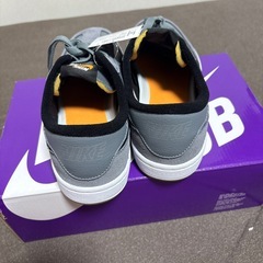 新品　27cm　NIKE SB FC CLASSICの画像