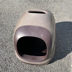 猫用トイレ(使用済み)の画像