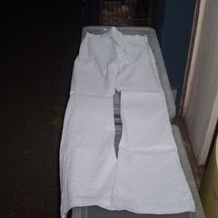 シャルル　シャトン　ズボン　サイズ不明　ウエスト60～63くらいぽいです。の画像
