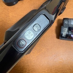 アイリスオーヤマ コードレス スティッククリーナー SCD-181P-B
の画像