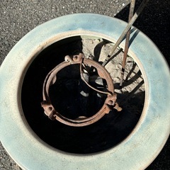 急募}小道具, 火鉢, 五徳, レトロ, 古民具, 大鉢, 陶磁器, アンティーク, 囲炉裏の画像