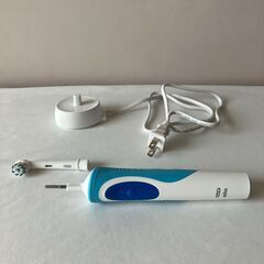 電動歯ブラシ　【ブラウン オーラルB　すみずみクリーン】の画像