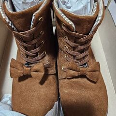 使用２から３回超美品21センチブーツの画像