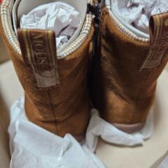 使用２から３回超美品21センチブーツの画像