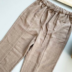 GU フロントスリットストレートパンツの画像