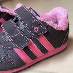 13.5cm adidasアディダス　ベビーシューズ　の画像