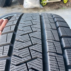 215/55R16 MAK スタッドレス　ホイールセット　バリ山　P.C.D.108　5穴　ピレリ　
の画像