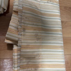 カーテンの画像