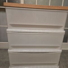 ニトリ　プラスチック収納の画像