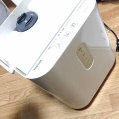 TOSHIBA 加湿器の画像