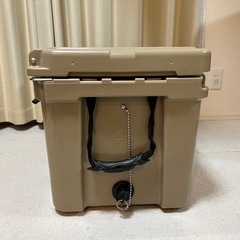 Fieldoor フィールドア ノーザンクーラーボックス 45QT 42.5Lの画像