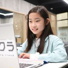 マインクラフトの世界で楽しみながらプログラミングを学べる教室の画像