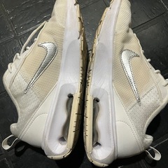 NIKE✨人気形✨AIR MAX✨白スニーカー✨の画像