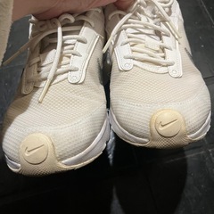 NIKE✨人気形✨AIR MAX✨白スニーカー✨の画像