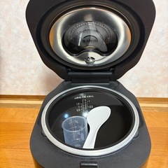 T-fal（ティファール）ザ・ライス　遠赤外線IH炊飯器5.5合　ブラックの画像